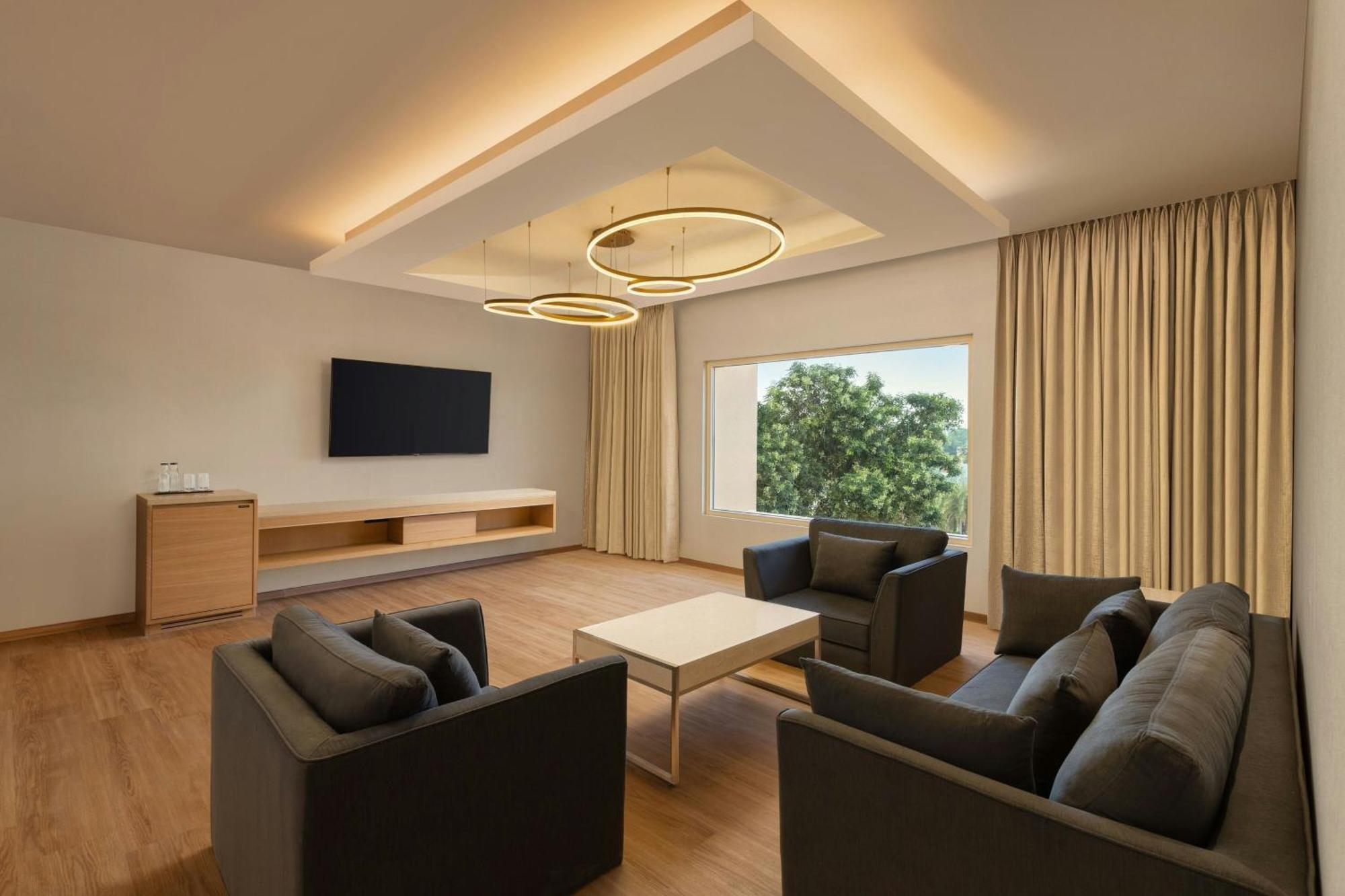 Courtyard By Marriott Tiruchirappalli Exterior foto