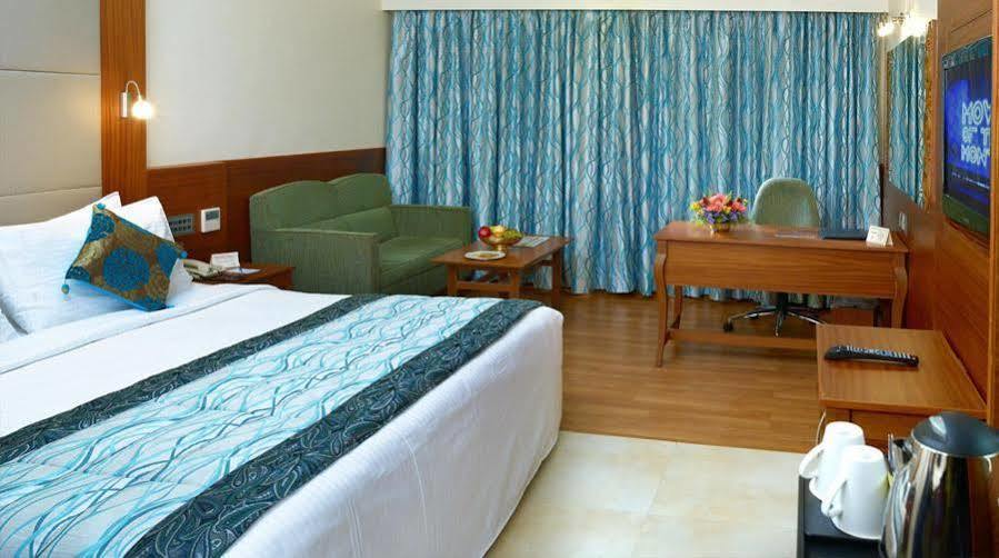 Courtyard By Marriott Tiruchirappalli Exterior foto
